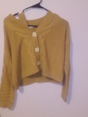 Cropped Cable-Knit Button Cardigan Sweater - Mustard